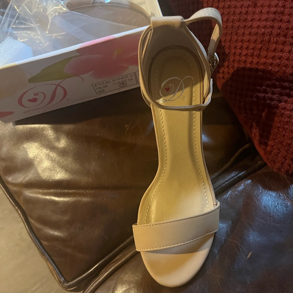 Beige Women's heel